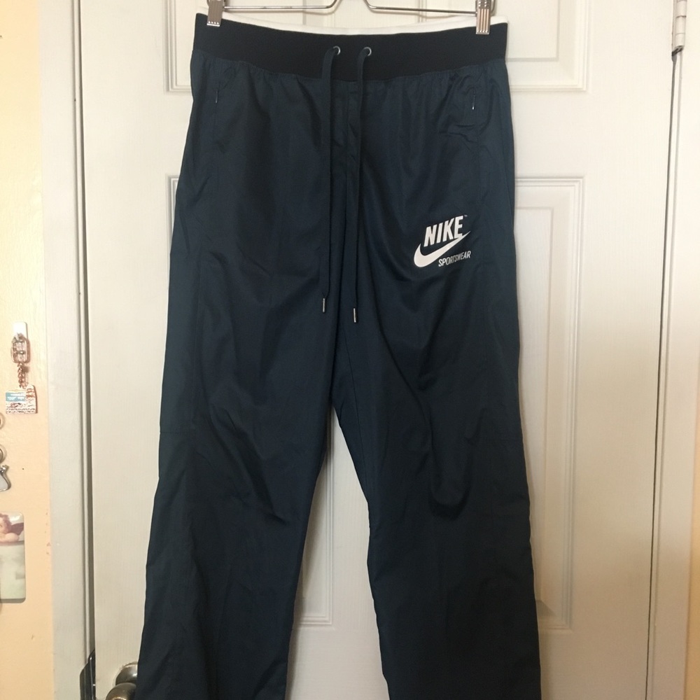 Nike Zip Up Leg Pants Size Medium